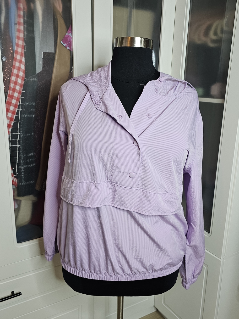 Livi Active Lavender Hooded Active Wear Pullover Jacket